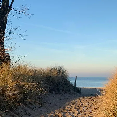 Gut Mühlenhof 5 - Ruhige Mit 3 Schlafzimmern I Terrasse Mit See-&naturblick I Gemeinschaftsgarten I 15 Min Zur Ostsee I Küche I Parkplatz I Waschmaschine I Wlan Apartamento *
