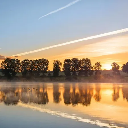 Apartamento Gut Mühlenhof 5 - Ruhige Mit 3 Schlafzimmern I Terrasse Mit See-&naturblick I Gemeinschaftsgarten I 15 Min Zur Ostsee I Küche I Parkplatz I Waschmaschine I Wlan *